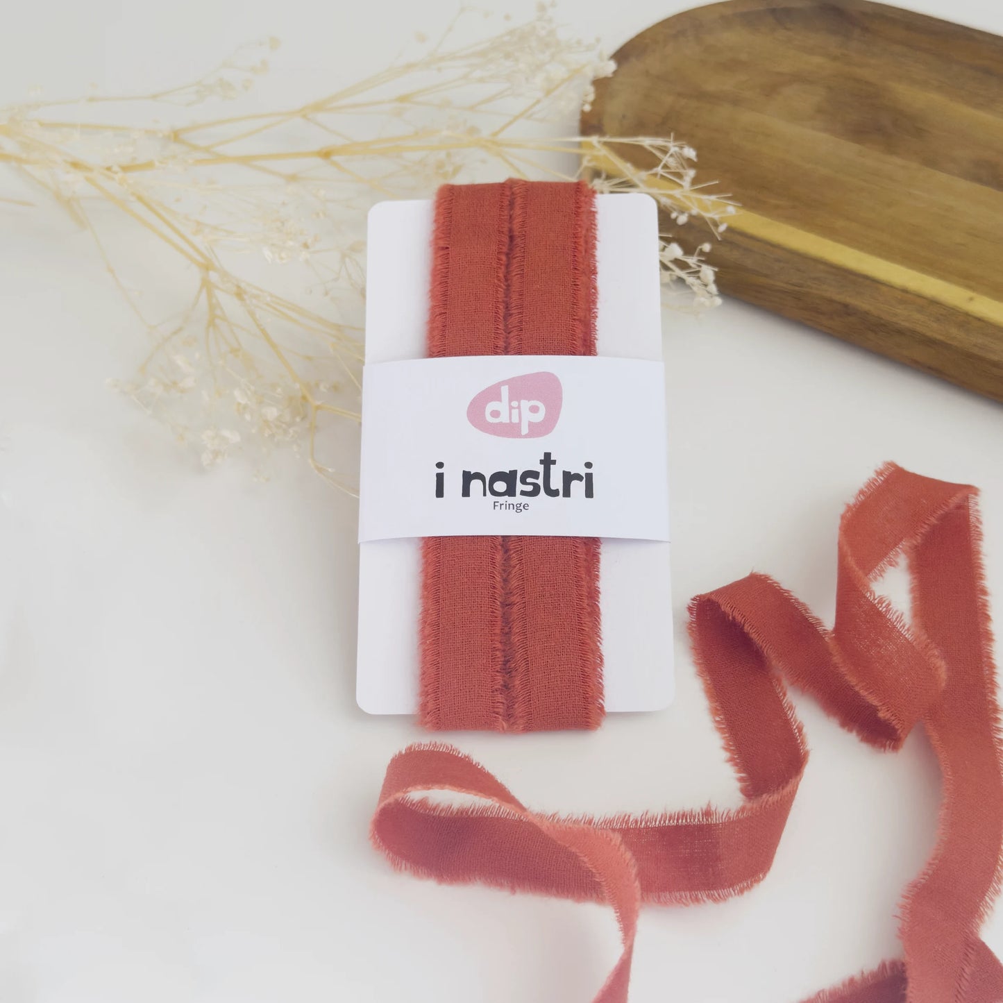 Nastro in cotone 15mm sfrangiato rosso mattone per chiusura pacchi regalo e artigianato.