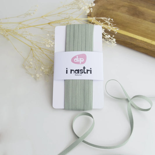 Nastro cotone verde salvia 5mm opaco per packaging botanico.