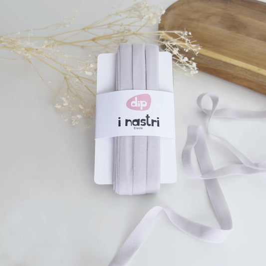 Nastro elasticizzato color lilla pastello altezza 1 cm per packaging creativo.