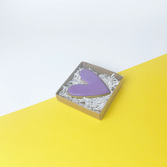 Set di 5 scatole quadrate in carta kraft marrone naturale con coperchio trasparente, ideali per confezioni regalo eco-friendly e prodotti fatti a mano.